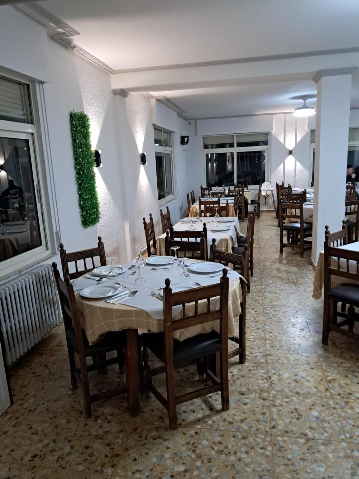 Hostal San Miguel Villalobar Eksteriør billede