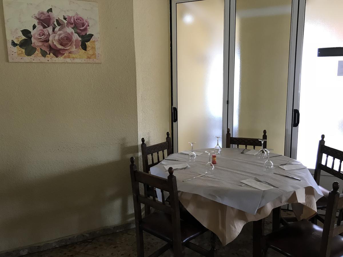 Hostal San Miguel Villalobar Eksteriør billede
